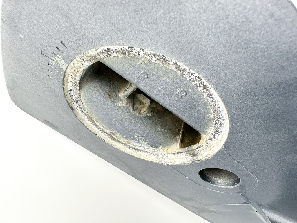 Yamaha 250HP 4 Stroke Outboard 3.3L 25" XL Lower Unit Gear Case Counter Rotation