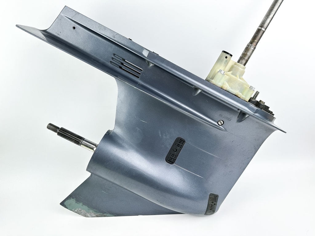 Yamaha 250HP 4 Stroke Outboard 3.3L 25" XL Lower Unit Gear Case Counter Rotation