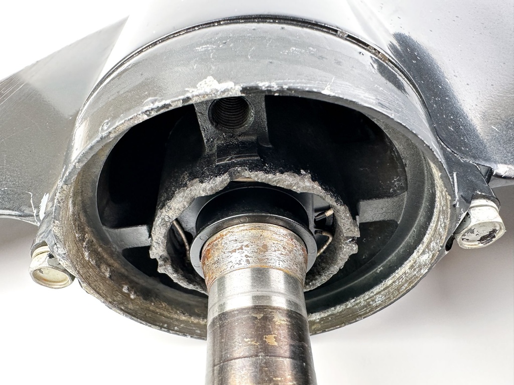 2001-18 Suzuki 115 140 HP 4 Stroke Outboard 25" XL Long Lower Unit Gear Case