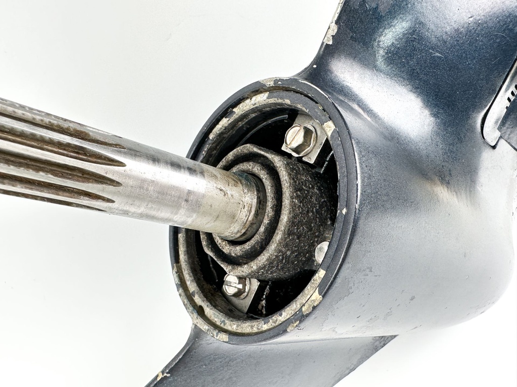 1993+ Evinrude Johnson 40 48 50 HP Outboard 20" Lower Unit Gear Case 0435280