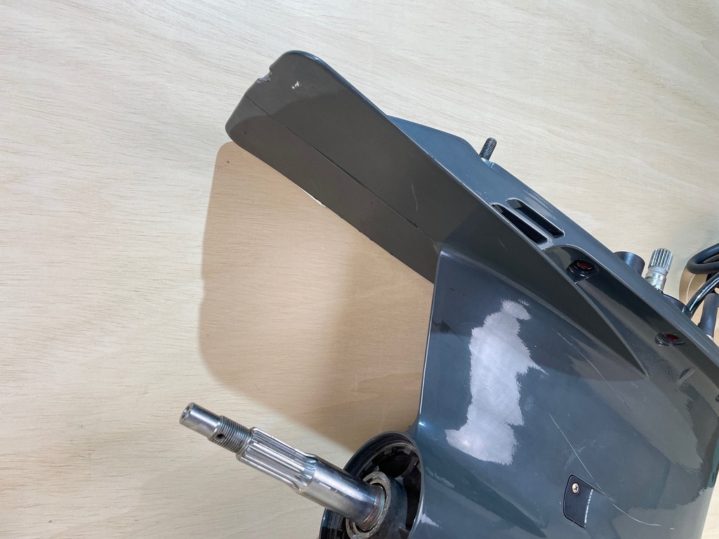 Evinrude Etec G2 200HP 2.7L Outboard Lower Unit Gear Case 5011636 SLX 2:16:1