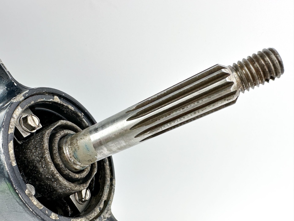 1993+ Evinrude Johnson 40 48 50 HP Outboard 20" Lower Unit Gear Case 0435280