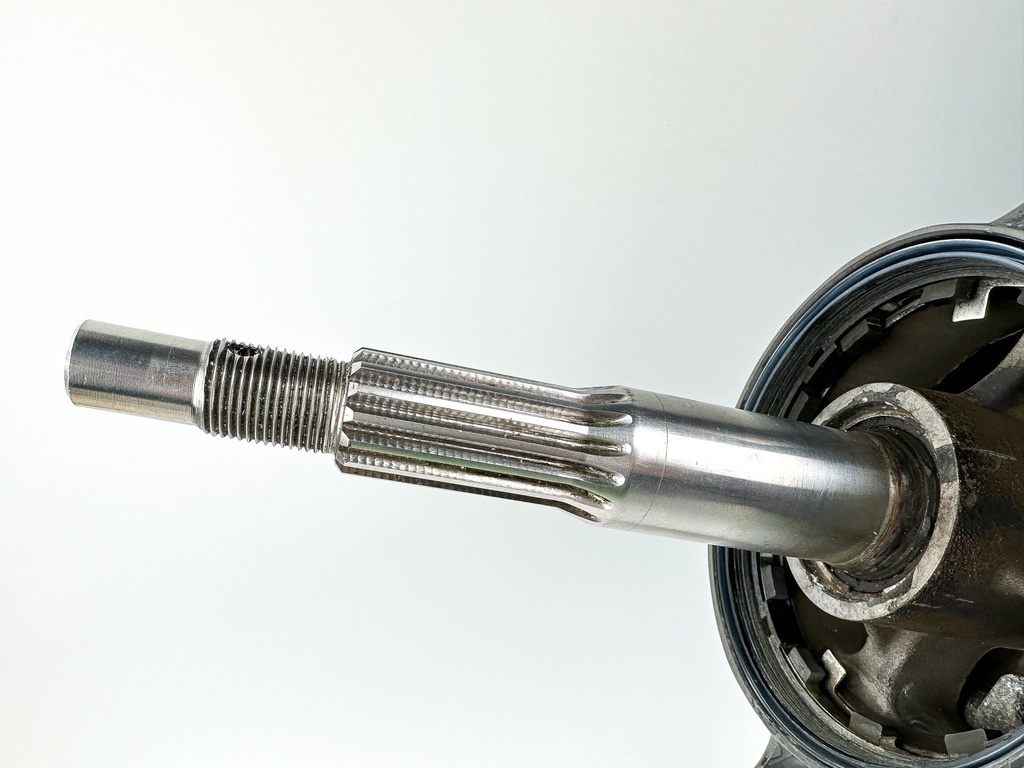 Evinrude Etec G2 150 175 200HP 2.7L Lower Unit Gear Case 5011636 SLX 2:16:1