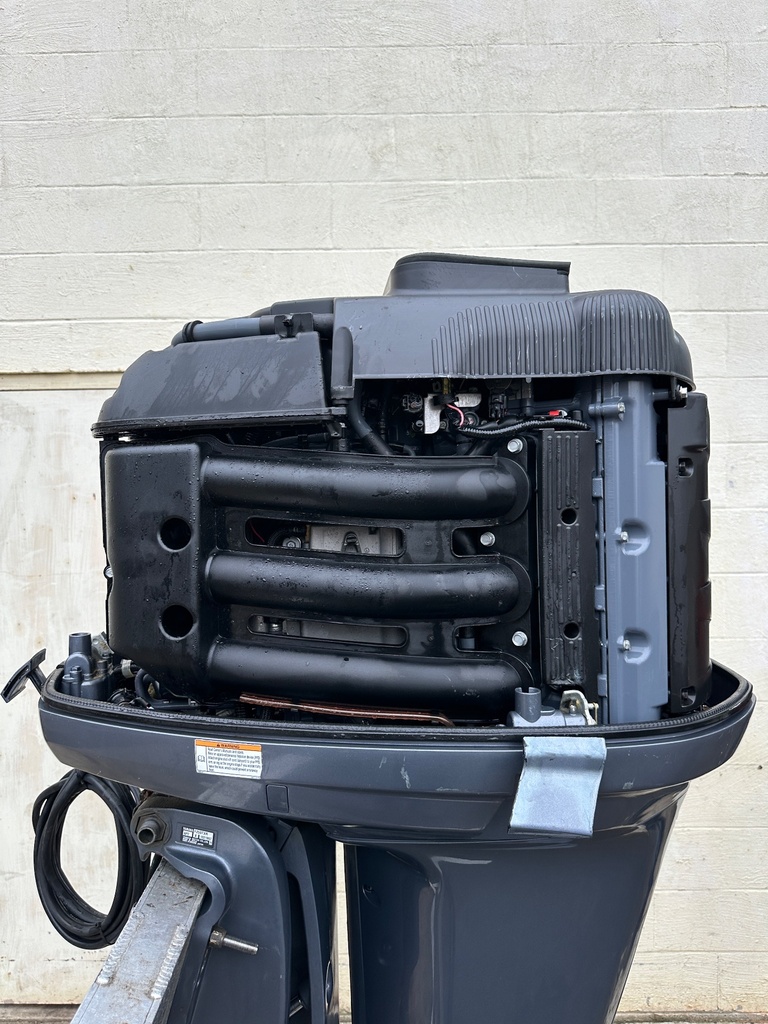 2008 Yamaha 250HP 4 Stroke Outboard Engine 25" Shaft 546 Hours