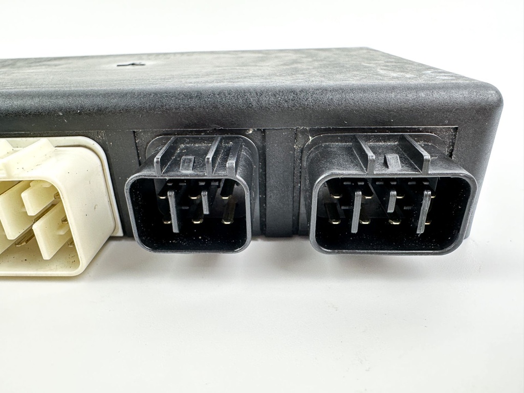 2000 Suzuki 70 HP 4 Stroke Outboard Engine Control Unit ECU 33920-99E14 Tested