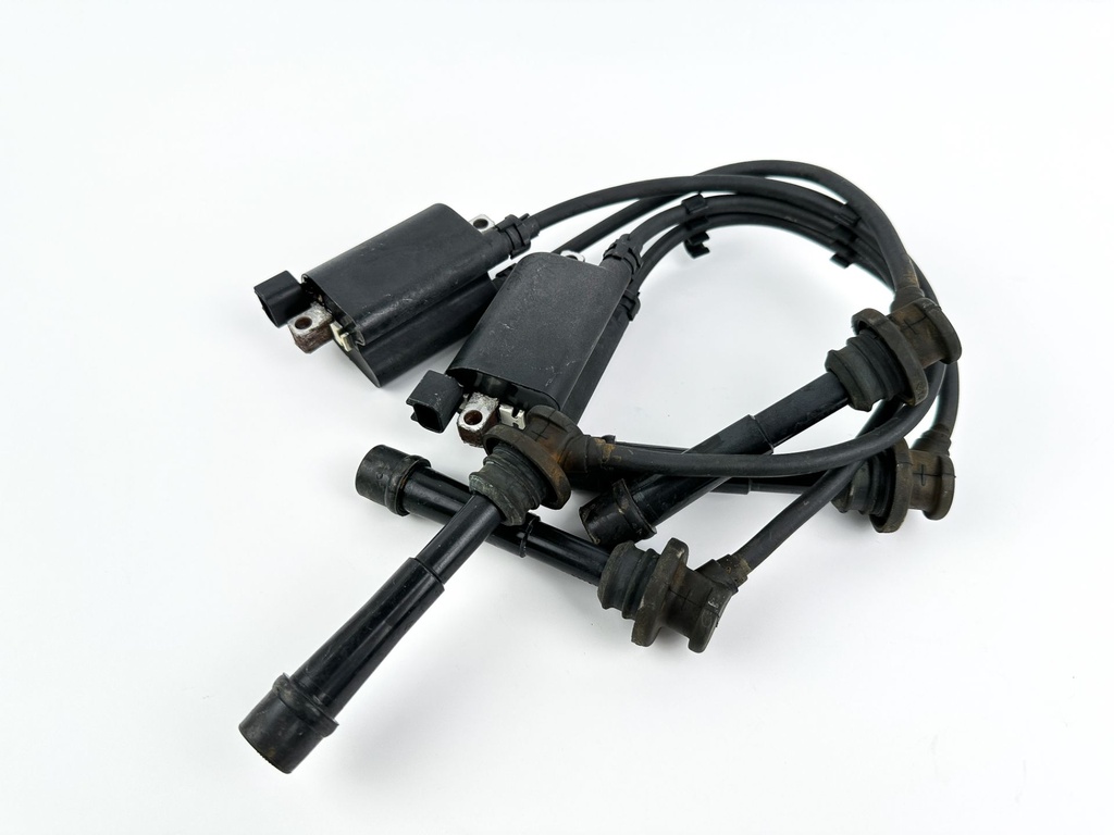 2005 Suzuki 140 HP 4 Stroke Outboard Ignition Coil Set 33410-90J00 OEM