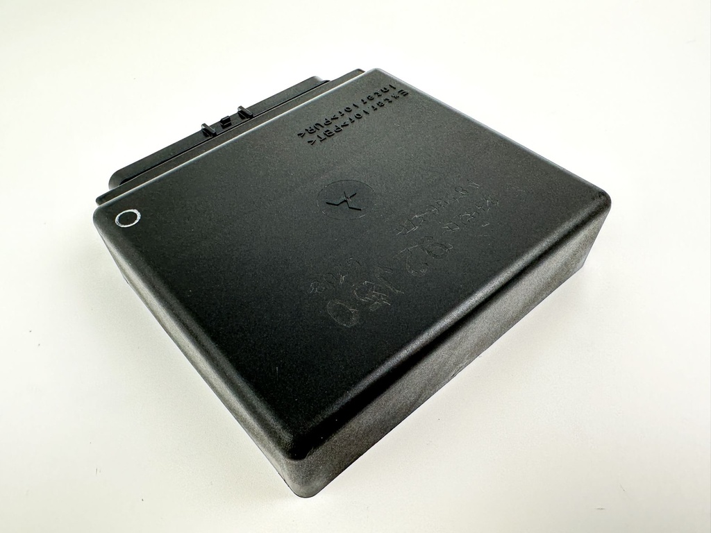 2005 Suzuki 140 HP 4 Stroke Outboard Engine Control Unit ECU 33920-92J50 OEM