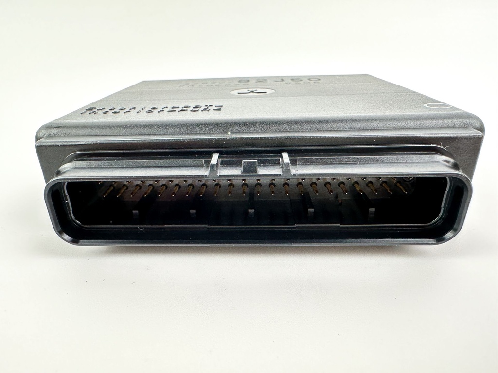 2005 Suzuki 140 HP 4 Stroke Outboard Engine Control Unit ECU 33920-92J50 OEM