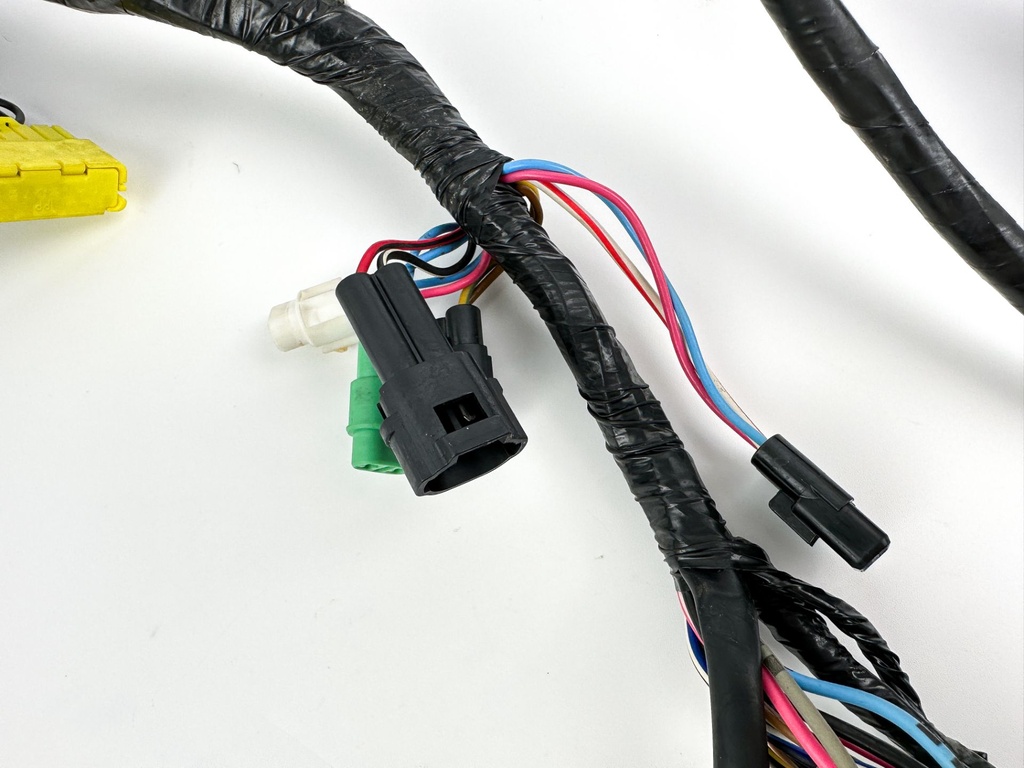 2005 Suzuki 140 HP 4 Stroke Outboard Engine Wire Harness 36610-90J61 OEM