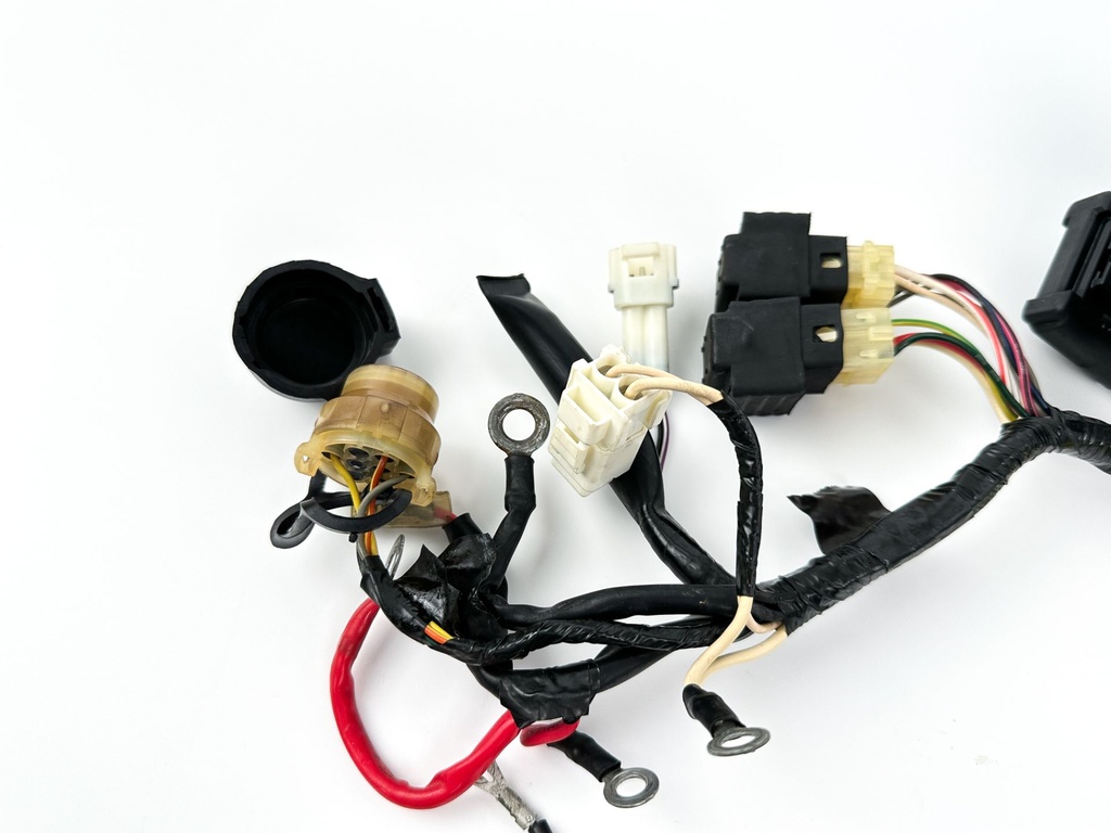 2005 Suzuki 140 HP 4 Stroke Outboard Engine Wire Harness 36610-90J61 OEM