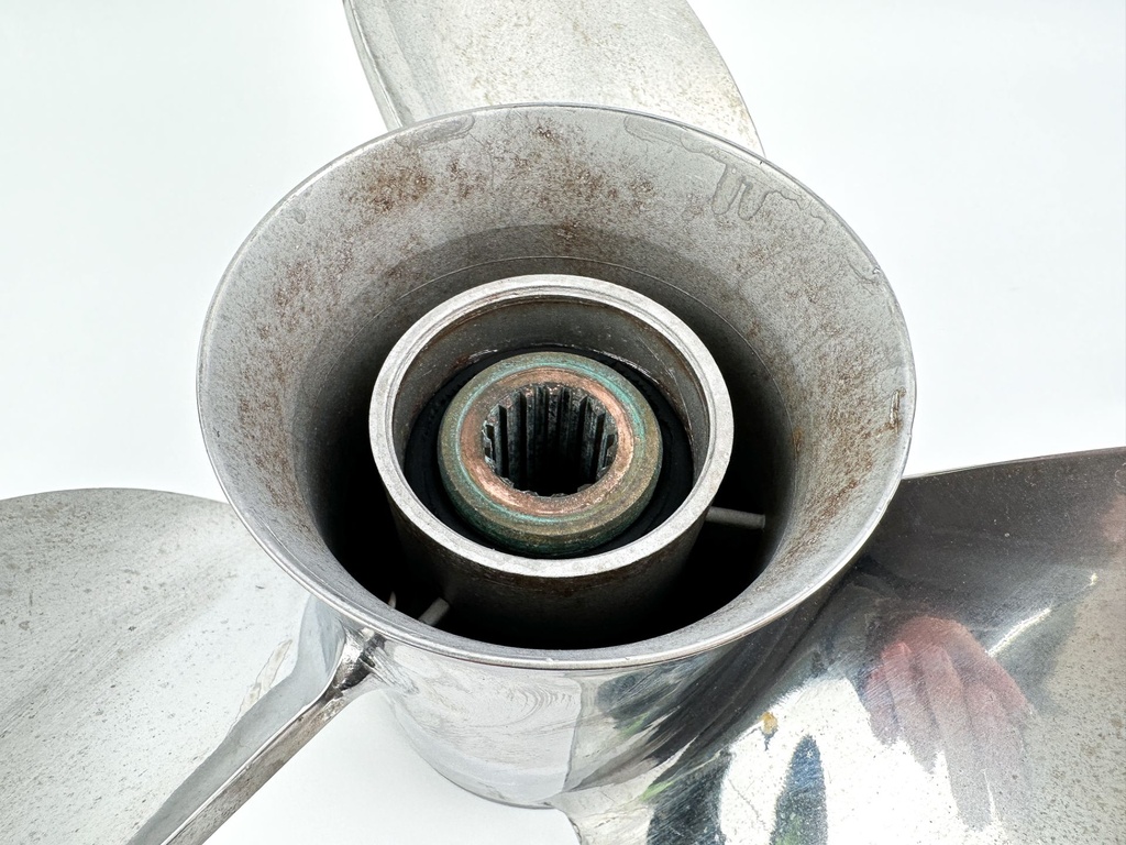 Suzuki Stainless Prop Propeller 3 x 14 x 18P Right Hand Rotation