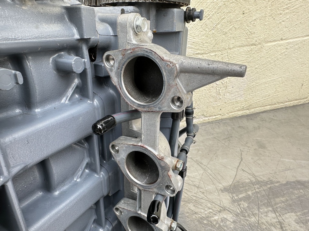 2000 Yamaha 100 HP 4 Stroke Outboard Powerhead 67F-11411-00-00 OEM