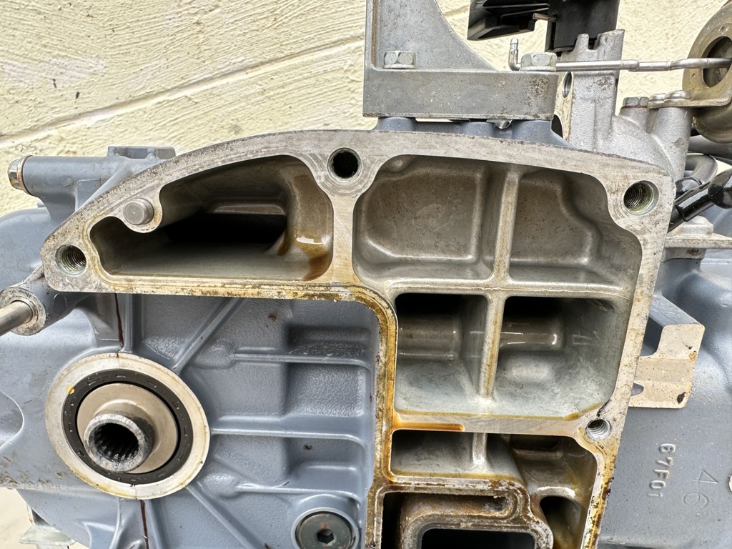 2000 Yamaha 100 HP 4 Stroke Outboard Powerhead 67F-11411-00-00 OEM