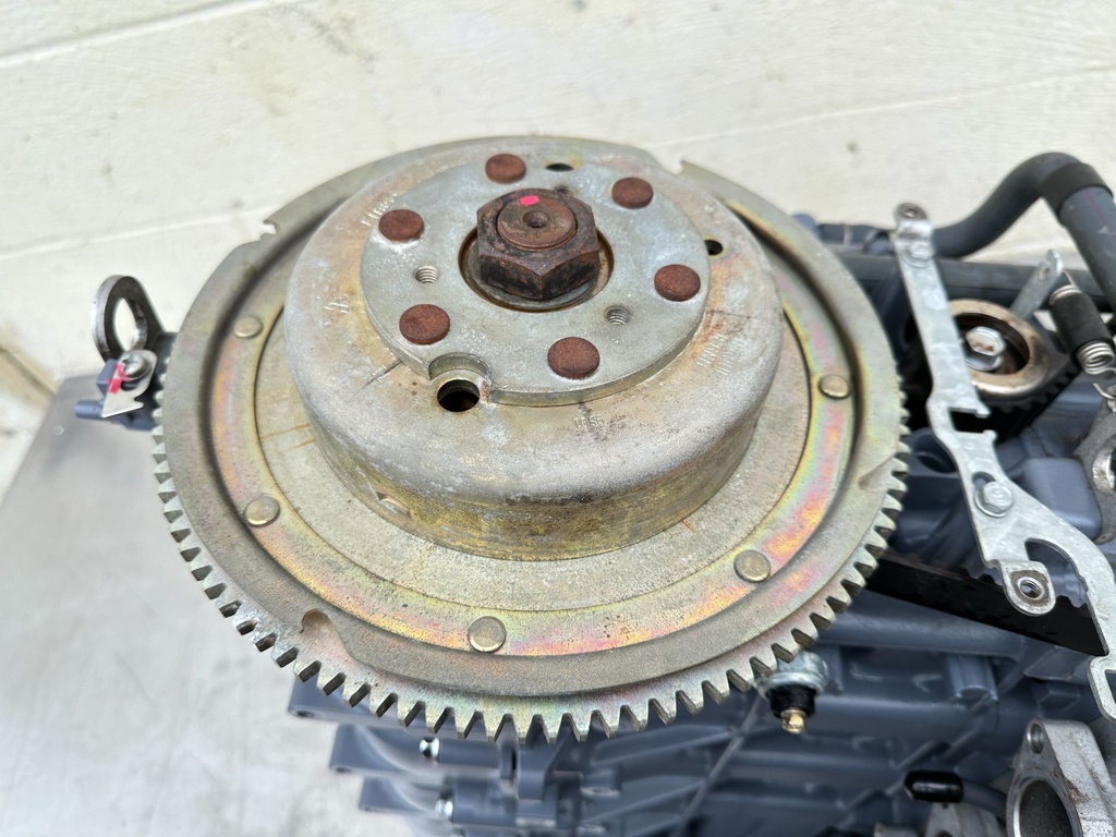 2000 Yamaha 100 HP 4 Stroke Outboard Powerhead 67F-11411-00-00 OEM