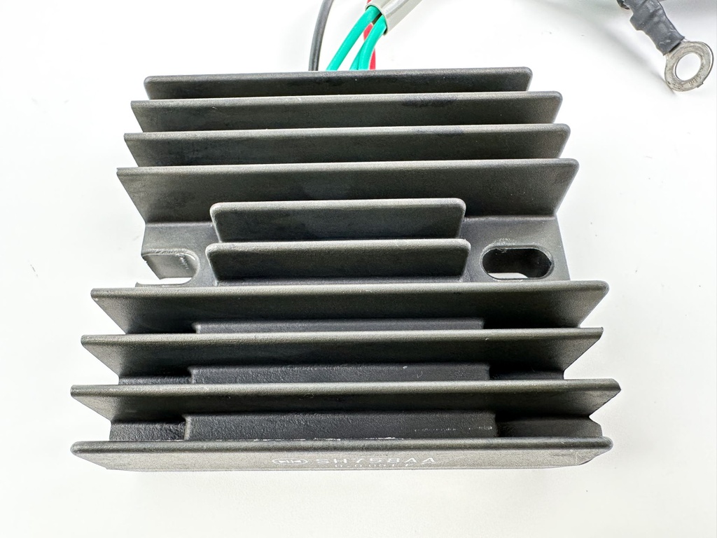 2000 Yamaha 100 HP 4 Stroke Outboard Rectifier & Regulator 67F-81960-00-00 OEM