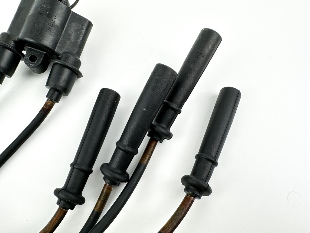 99-04 Yamaha 75 80 90 100HP 4 Stroke Outboard Ignition Coil Set 67F-85570-00-00