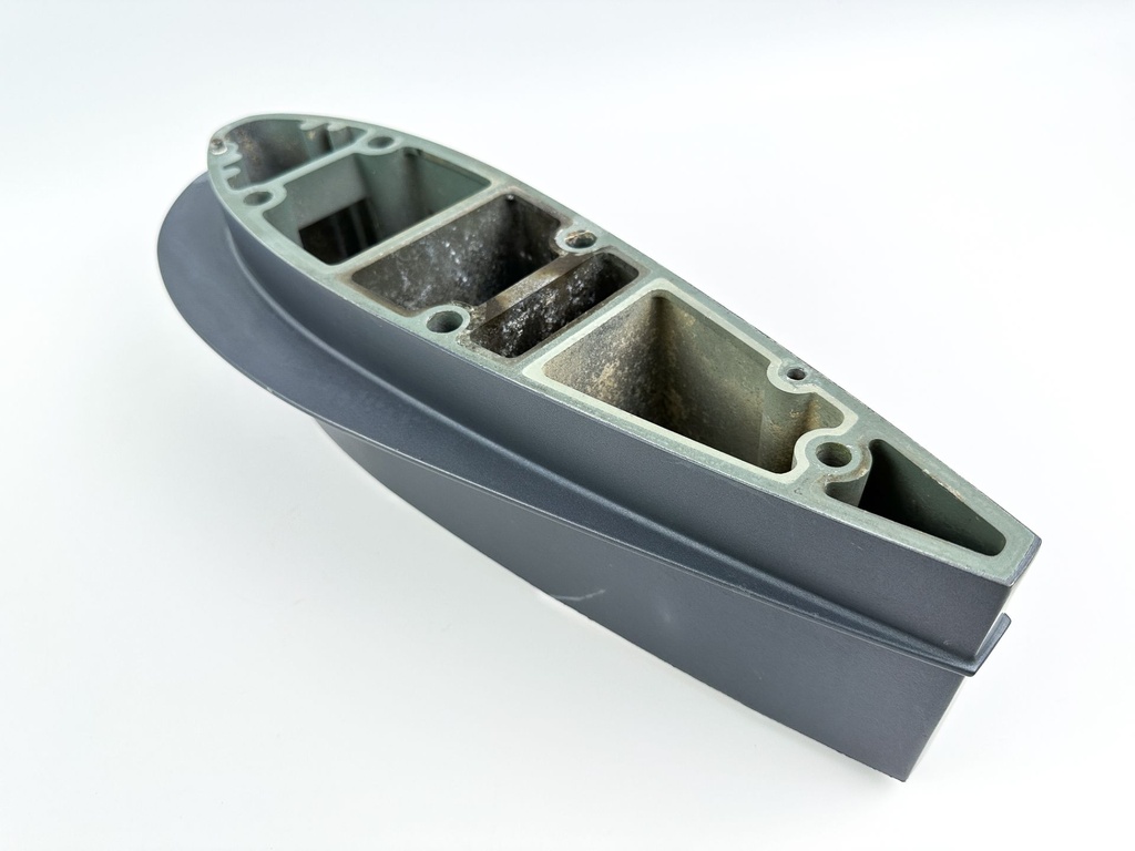 2000 Yamaha 100 HP 4 Stroke Outboard Midsection Extension / Spacer 688-45211-01-4D OEM