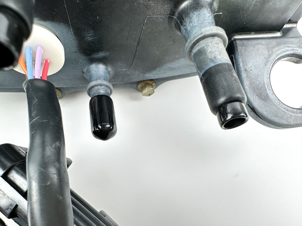 Mercury 200 225 250 275 300 HP L6 Verado Fuel Supply Module FSM 880596T06