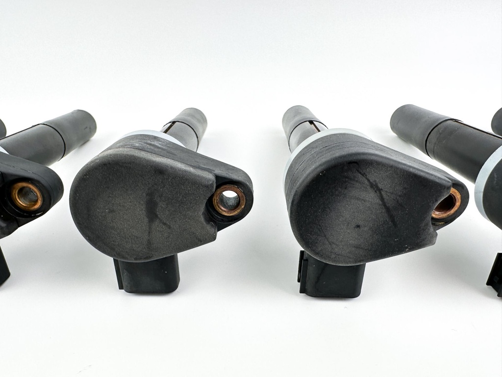 2008 Mercury 300 HP 4 Stroke Outboard Ignition Coil Set 880615T01 OEM