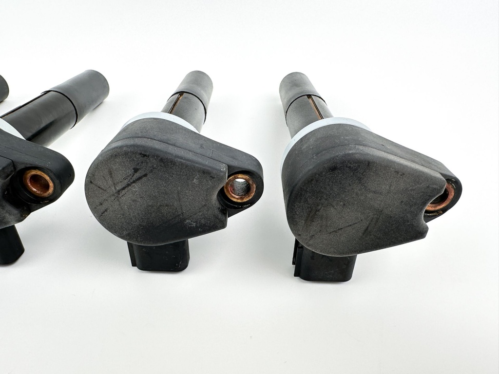 2008 Mercury 300 HP 4 Stroke Outboard Ignition Coil Set 880615T01 OEM