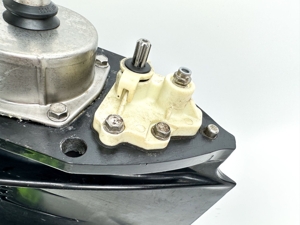 Mercury 200 225 250 275 300 HP L6 Verado 25" 1.85 Lower Unit Gear Case 5.44 RH