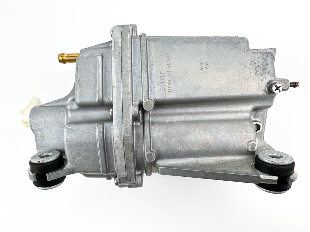 2016 Suzuki 175 HP 4 Stroke Outboard Vapor Separator Tank VST 15600-96J12 OEM