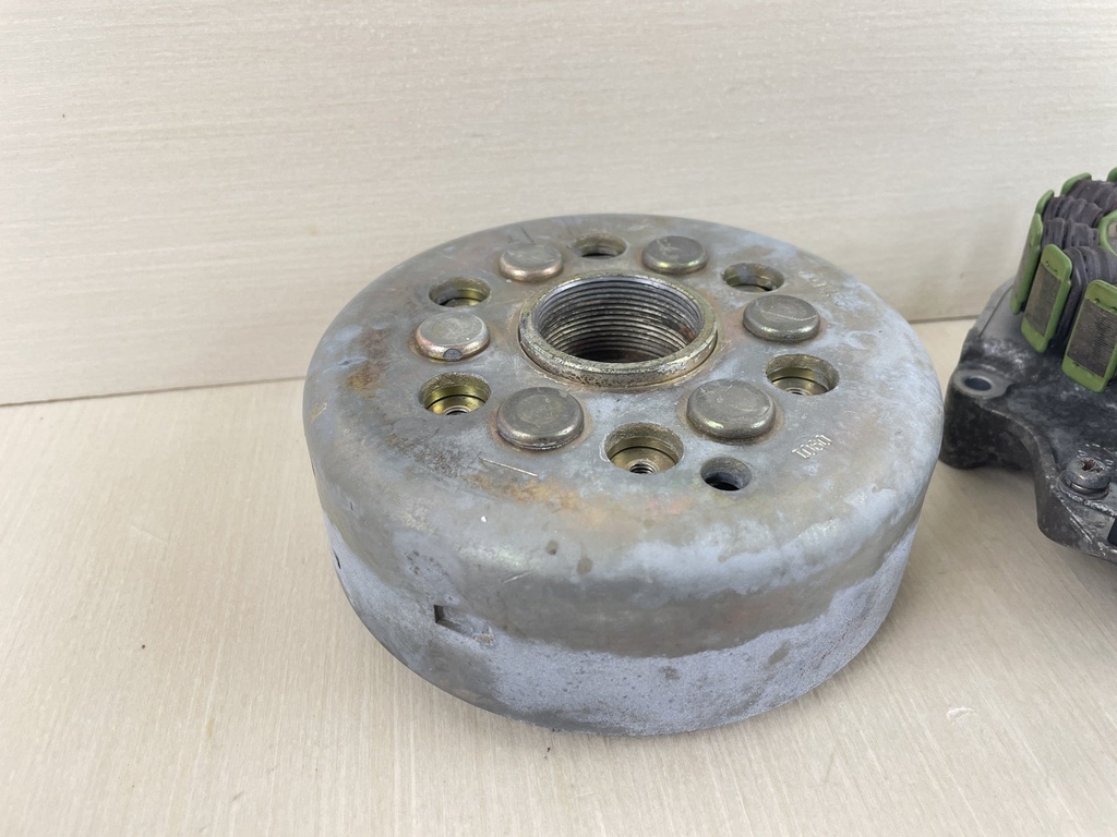 2001 Honda 90HP 4 Stroke Outboard Stator Pulser Coil Rotor Assembly 31630-ZW1-L01