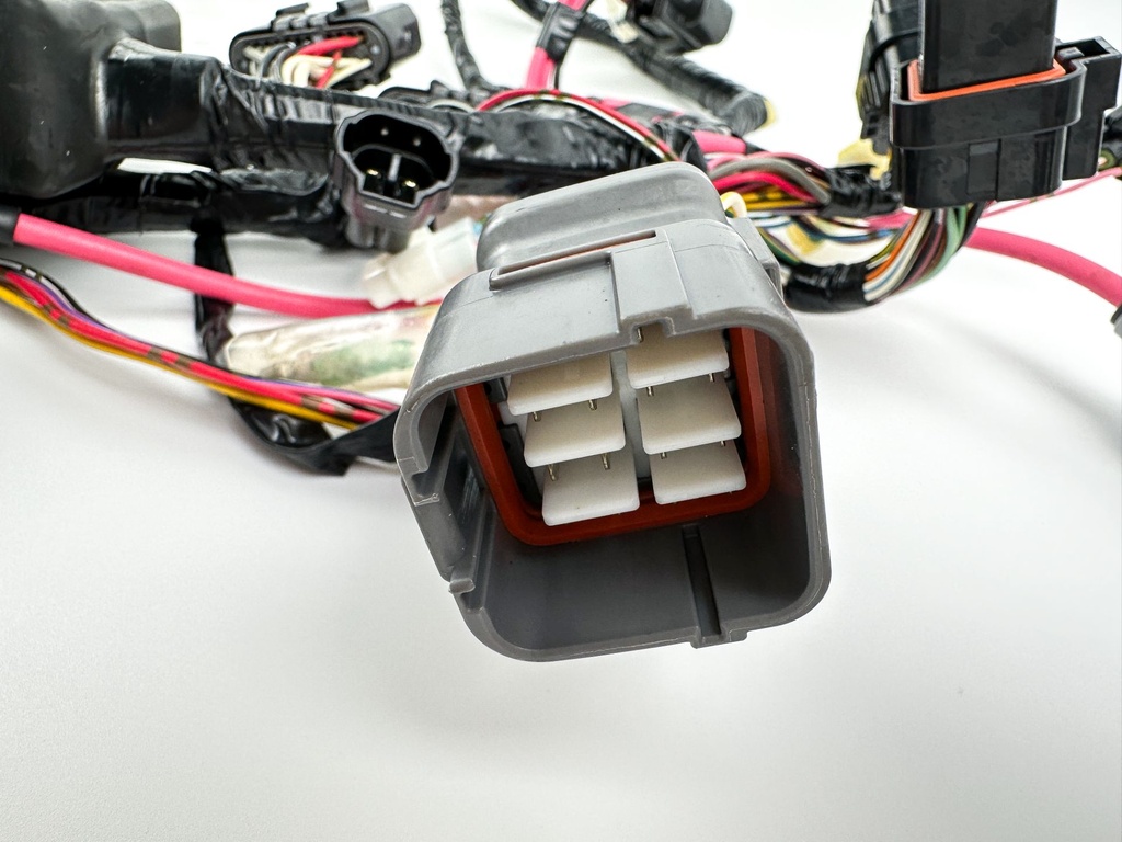 2016 Suzuki 175 HP 4 Stroke Outboard Engine Wire Harness 36610-96J90 OEM