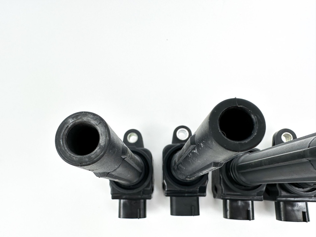 2016 Suzuki 175 HP 4 Stroke Outboard Ignition Coil Set 33410-93J00 OEM