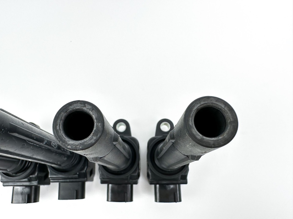 2016 Suzuki 175 HP 4 Stroke Outboard Ignition Coil Set 33410-93J00 OEM