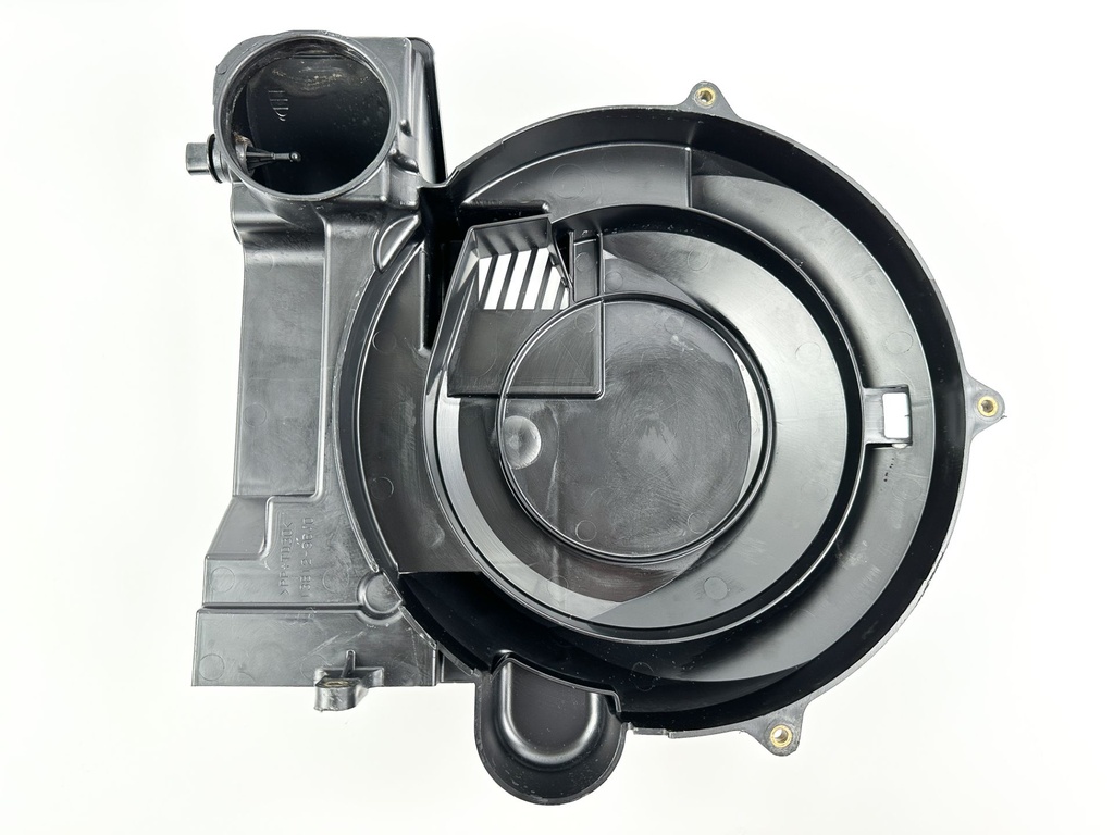 2016 Suzuki 175 HP 4 Stroke Outboard Flywheel Cover 13810-96J00 OEM