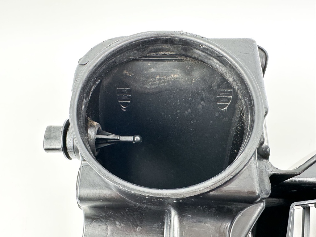 2016 Suzuki 175 HP 4 Stroke Outboard Flywheel Cover 13810-96J00 OEM