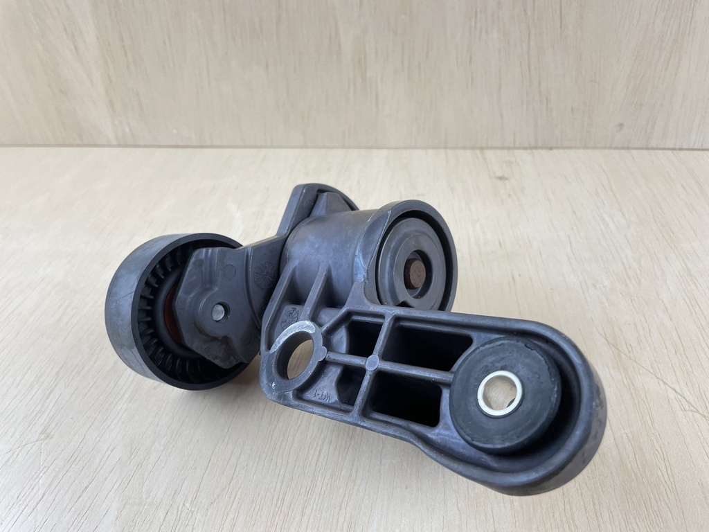 2006 Mercury Verado 275HP Outboard Belt Tensioner Assembly 885349T05