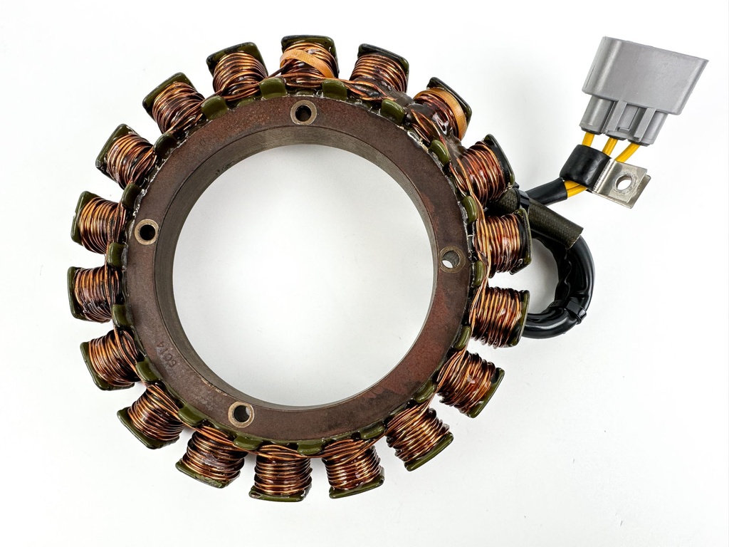 2016 Suzuki 175 HP 4 Stroke Outboard Stator Charging Coil 32120-96J00 OEM