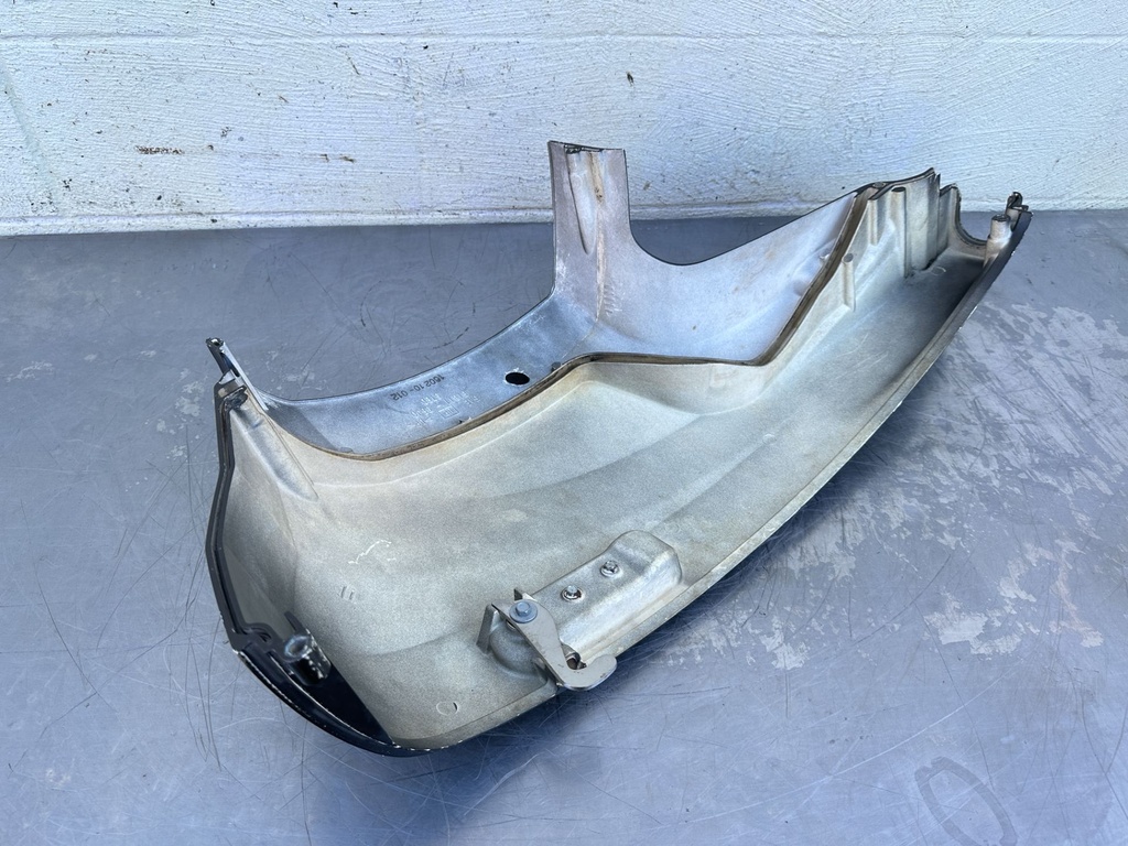 2016 Suzuki 175 HP 4 Stroke Outboard 25" XL Cowling Set Oil Pan Cover