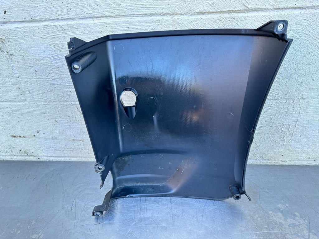 2016 Suzuki 175 HP 4 Stroke Outboard 25" XL Cowling Set Oil Pan Cover