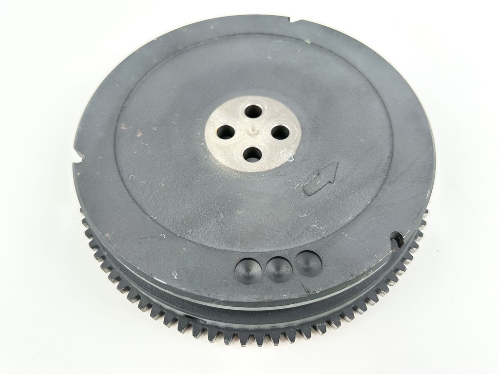 1999 Honda 40 HP 4 Stroke Outboard Flywheel & Charging System 31100-ZV5-680ZA