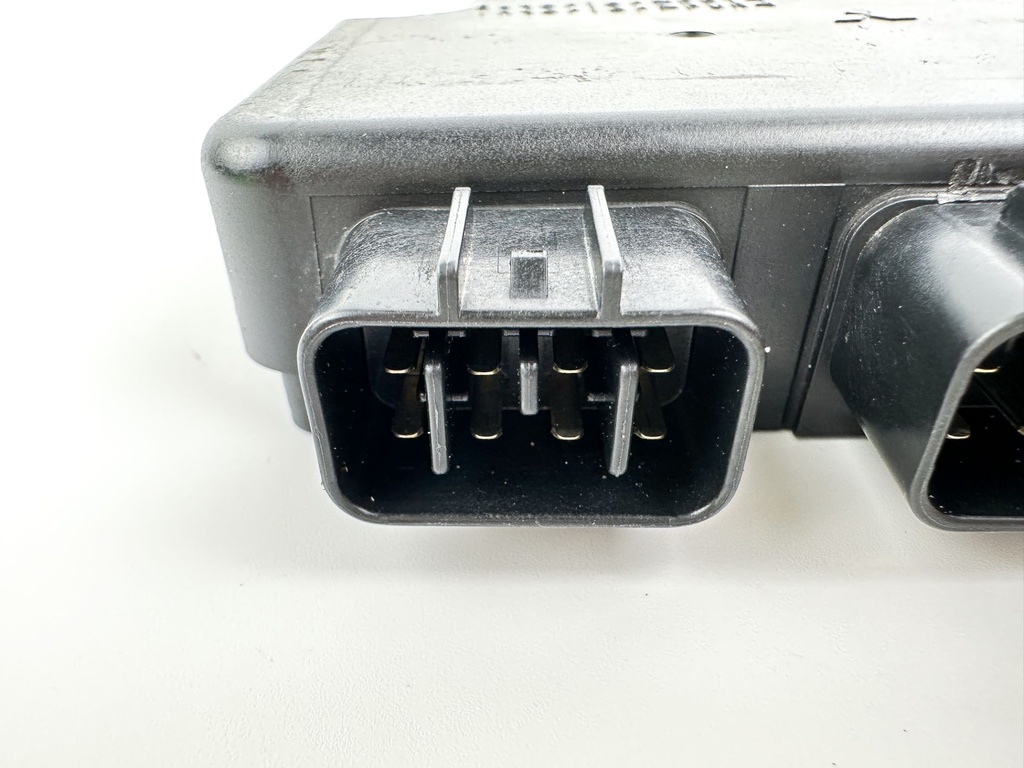 2004 Honda 40 HP 4 Stroke Outboard C.D.I CDI Assembly 30400-ZW4-H03 OEM