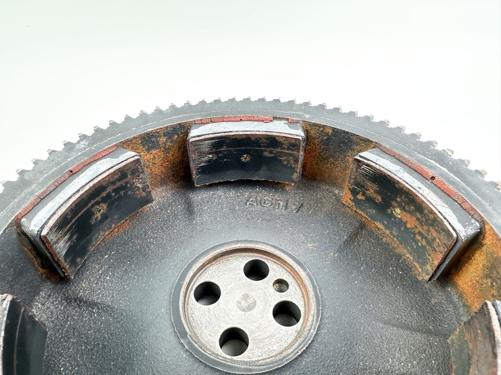 2004 Honda 40 HP 4 Stroke Outboard Flywheel & Charging System 30595-ZW4-H01