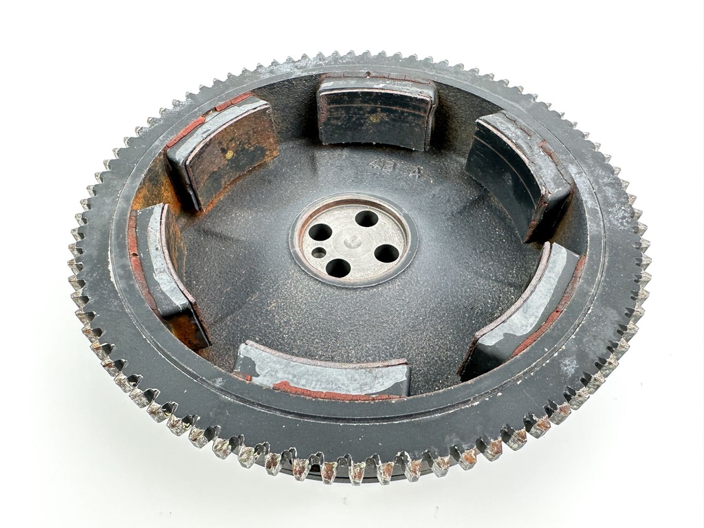 2004 Honda 40 HP 4 Stroke Outboard Flywheel & Charging System 30595-ZW4-H01