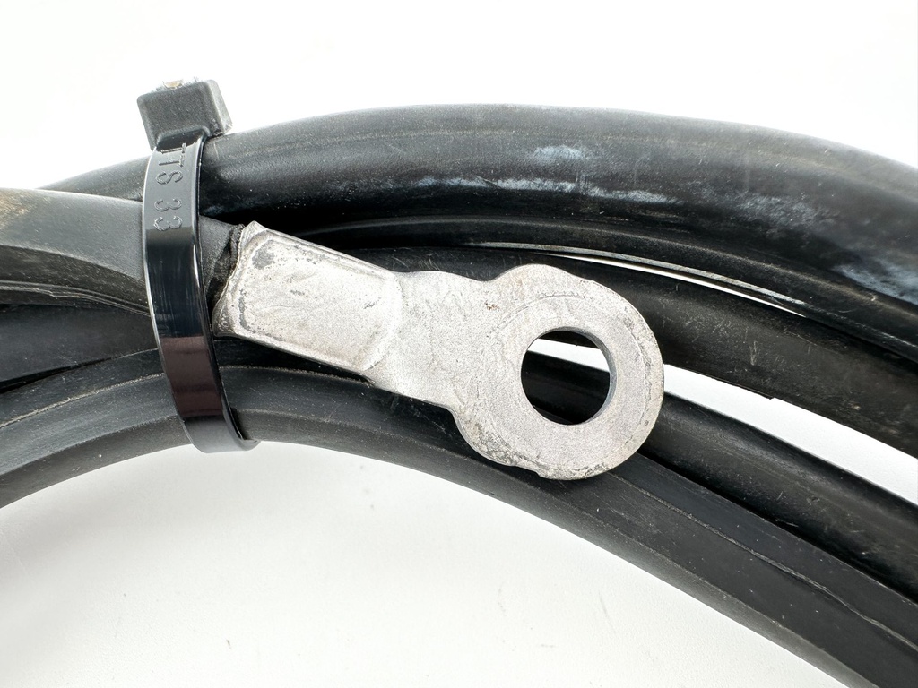 2003 Honda 50 HP 4 Stroke Outboard Battery Cables 32410-ZV5-820 OEM