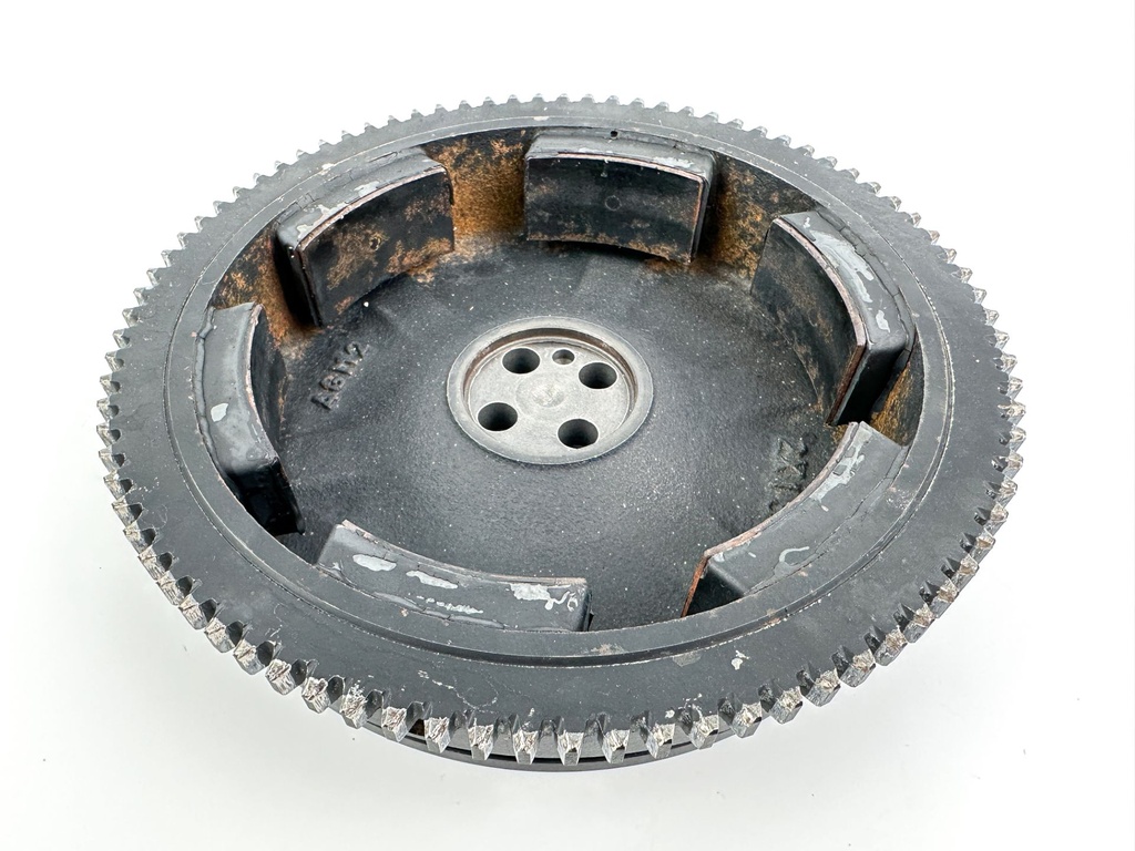 2003 Honda 50 HP 4 Stroke Outboard Charging and Flywheel Assembly 31630-ZV5-912