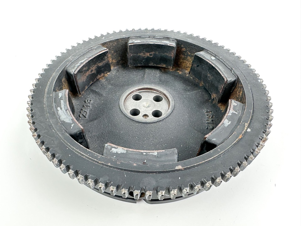 2003 Honda 50 HP 4 Stroke Outboard Charging and Flywheel Assembly 31630-ZV5-912