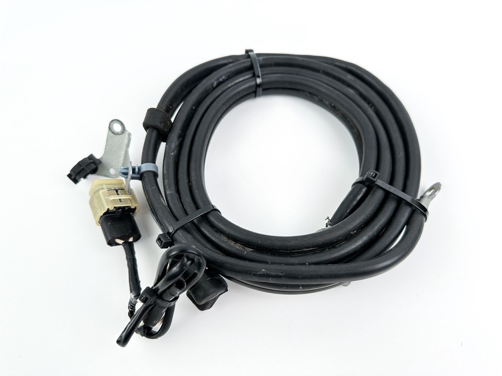2002 Honda 50 HP 4 Stroke Outboard Battery Cables 32410-ZV5-820 OEM