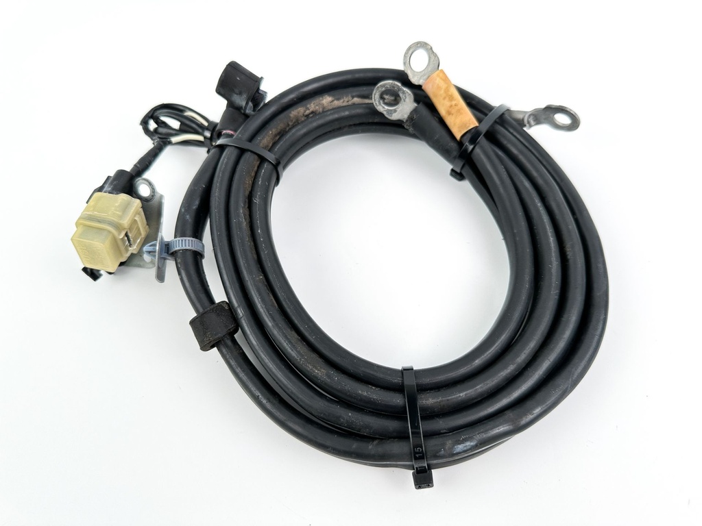 2002 Honda 50 HP 4 Stroke Outboard Battery Cables 32410-ZV5-820 OEM