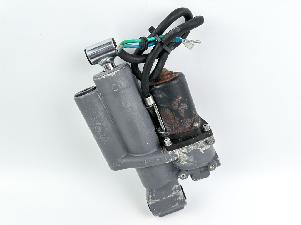 56000-ZV5-823ZA Honda 40 45 50 HP 4 Stroke Outboard Power Trim Tilt Unit 97-03