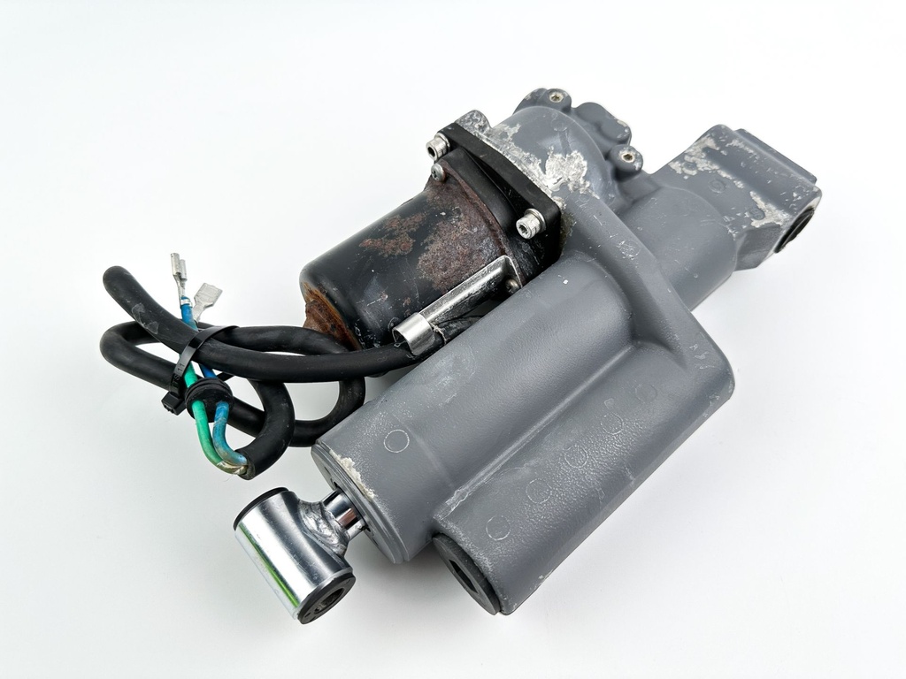 56000-ZV5-823ZA Honda 40 45 50 HP 4 Stroke Outboard Power Trim Tilt Unit 97-03
