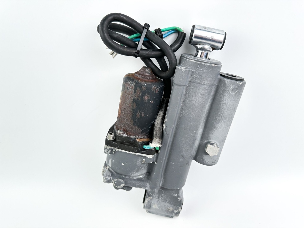 56000-ZV5-823ZA Honda 40 45 50 HP 4 Stroke Outboard Power Trim Tilt Unit 97-03