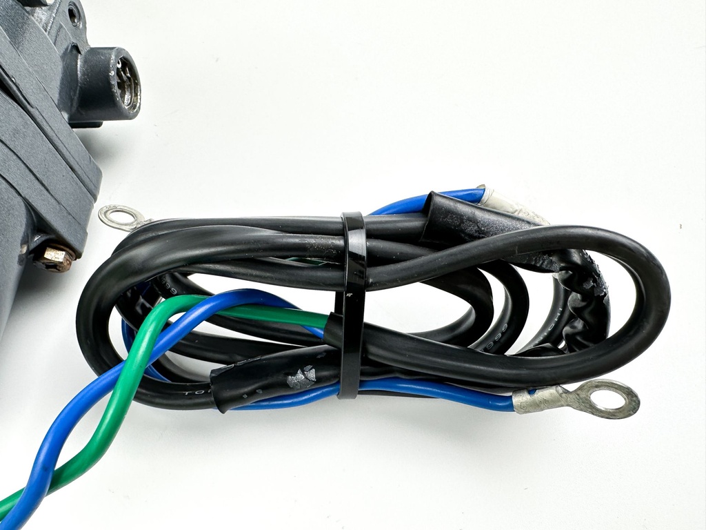 2004+ Yamaha F150 150HP 4 Stroke Outboard Power Trim Tilt Unit 63P-43800-00-4D