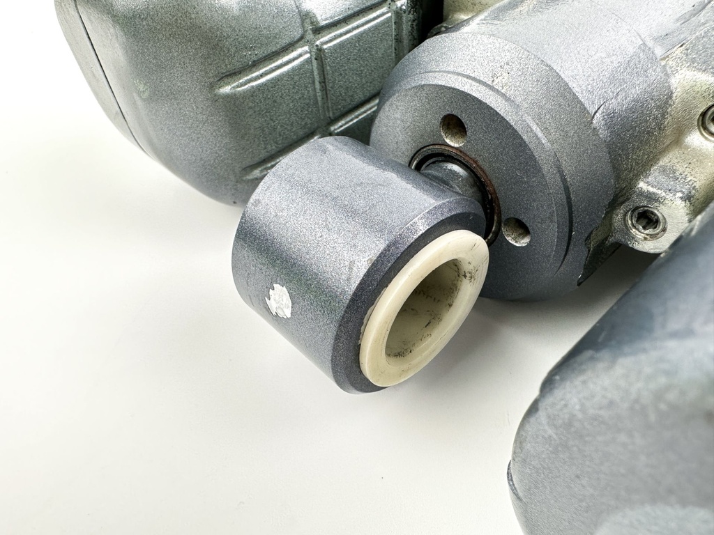 2004+ Yamaha F150 150HP 4 Stroke Outboard Power Trim Tilt Unit 63P-43800-00-4D